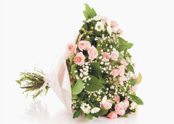 Smell the roses fleurs fraiches livraison décoration cadeaux Bouquet de fleurs roses grappe